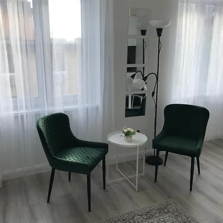 Апартаменты Eva Ilka B, Fully Refurbished And Equipped Beautiful And Comfortable *